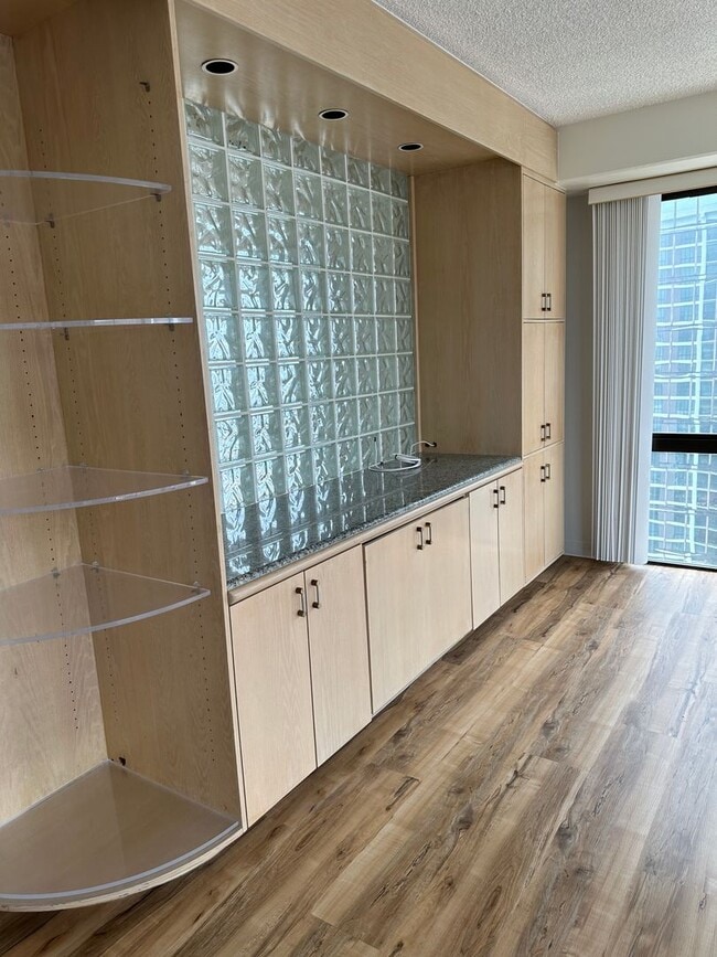 Photo - Harbor Square Unit 2204