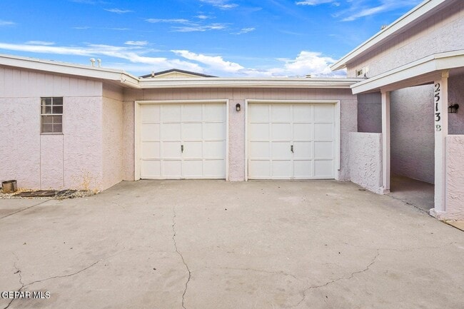 Photo - 2513 Red Sails Dr