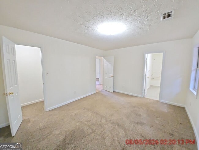 Photo - 48 Phillips Dr