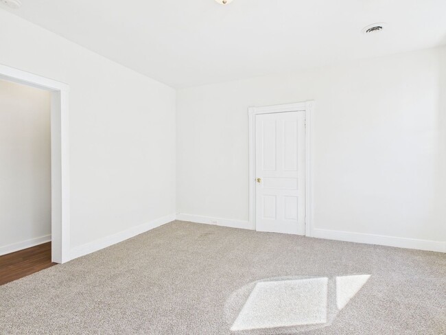 Photo - 3414 2nd Ave Unit B