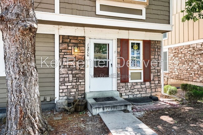 Photo - 1270 S Idalia St