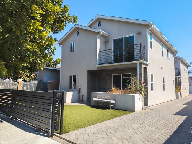 Building Photo - 5640 Craner Ave