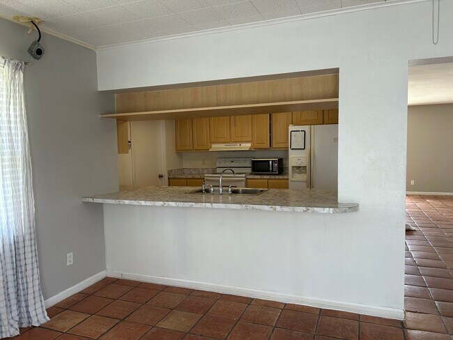 Photo - 2149 Dover Ave