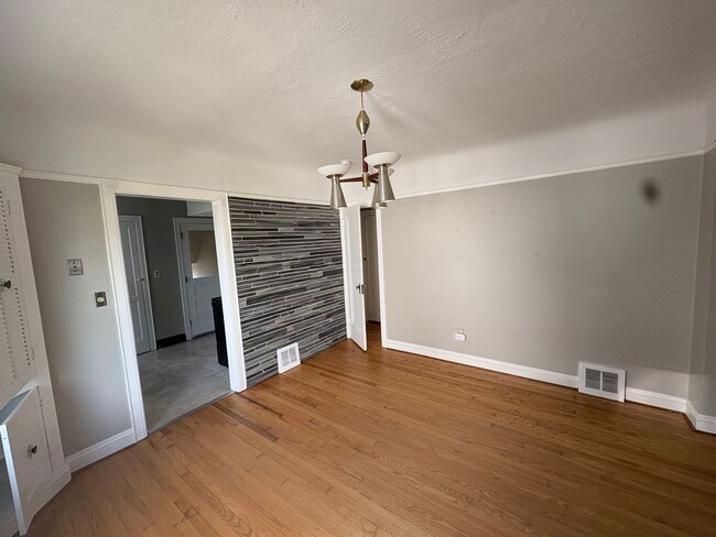 Photo - 2507 Brookview Blvd Unit 2507 Brookview Boulevard Down