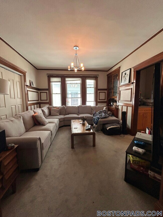 Building Photo - 101 Glenville Ave Unit 2 Rental