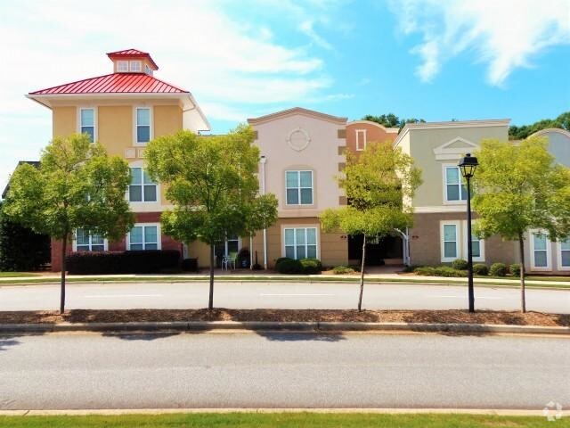 Beautiful Townhomes - The Villages at Town Creek Rental