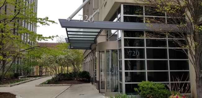 Photo - 720 N Larrabee St Condo Unit 1602