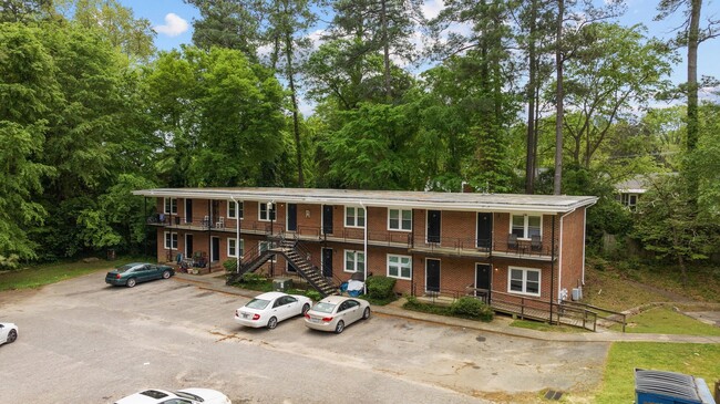 Building Photo - FAYETTE ARMS Rental