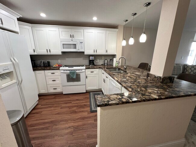 Photo - 3580 S Ocean Blvd Unidad 2d