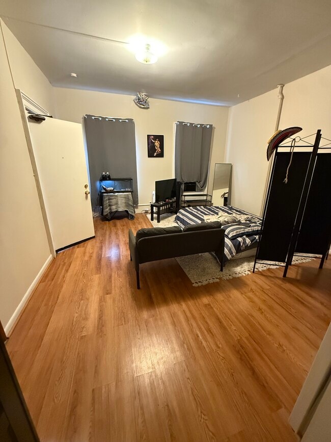 Photo - 147 E 1st Ave Unit 2