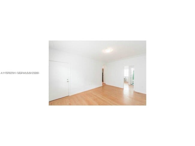 Photo - 817 Meridian Ave Unit 4