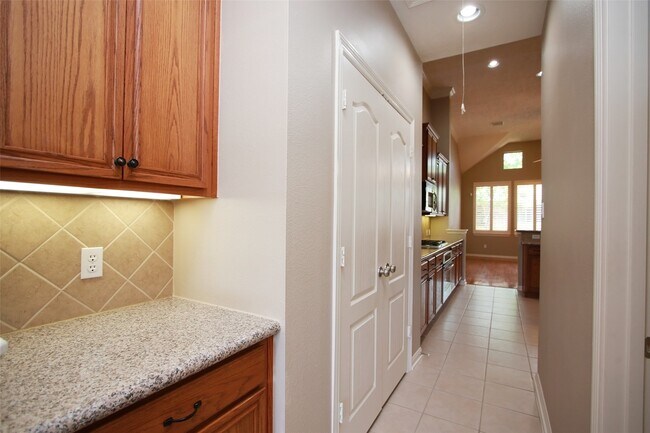 Photo - 17803 Skyline Arbor Terrace