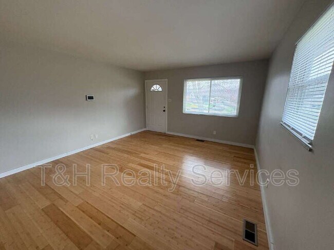 Photo - 2302 Herod Ct