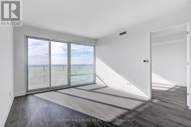 Photo - 501 Yonge St Unit 5212