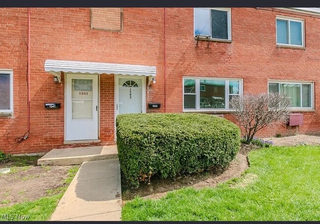 Building Photo - 1543 Severn Ln