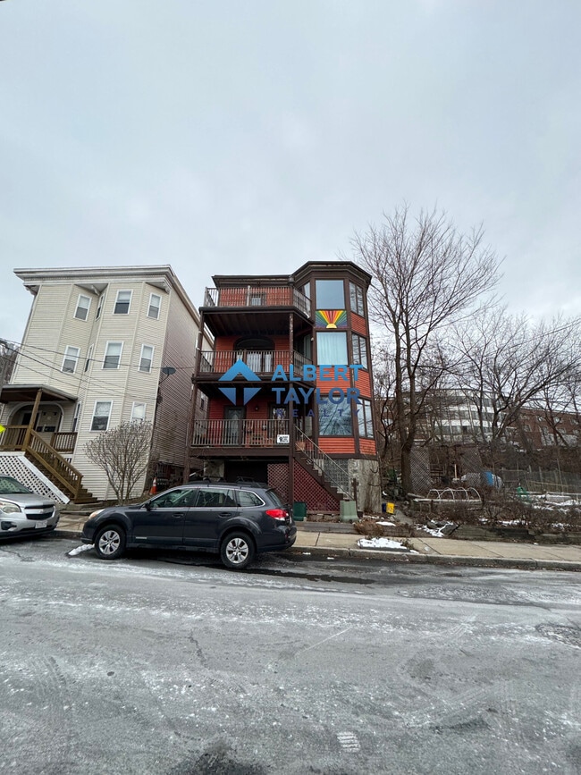 Building Photo - 53 Lawn St Unit 26 Schuyler St. #2 Rental