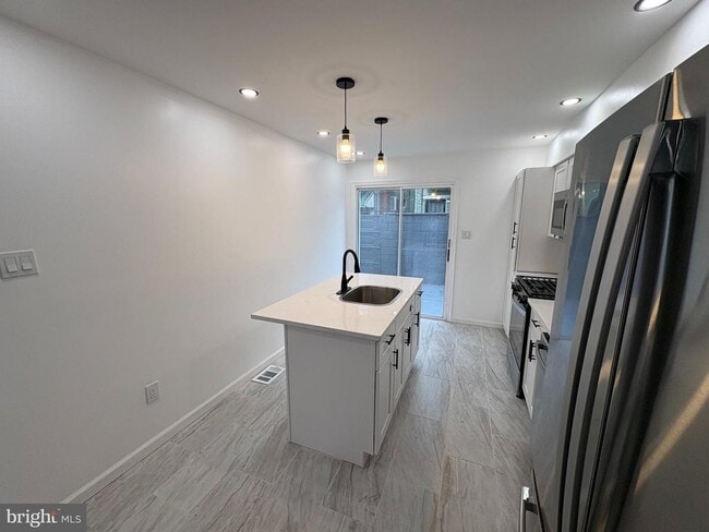 Photo - 2040 S Norwood St