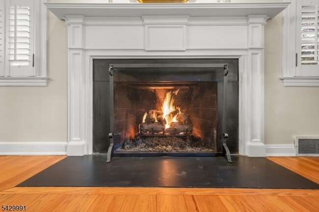 Photo - 33 Exeter Rd