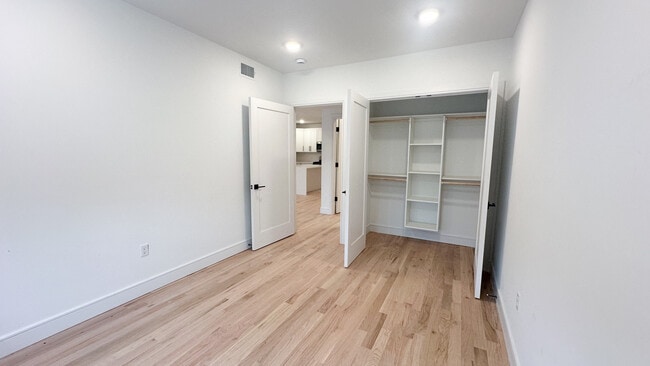 Bedroom - 325 Union Blvd