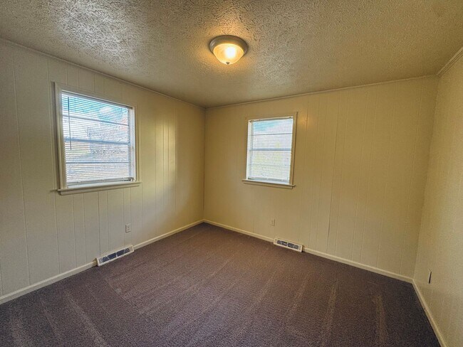 Photo - Affordable Apartment (Edgar Street)