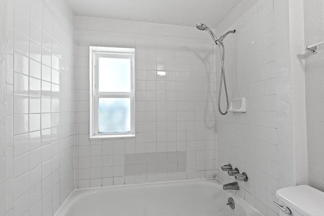 Photo - 840 North St Unidad C