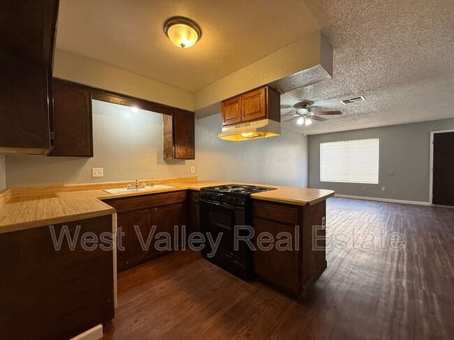 Photo - 203 W Ash St Unit #C