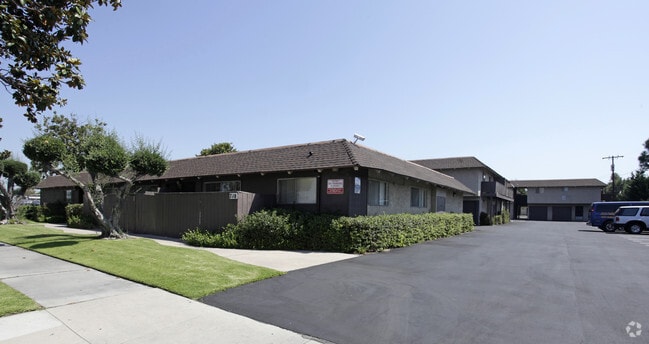 Green Meadows Apartments - Green Meadows Apartments