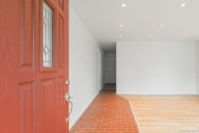 59 Wood St Unit 1st Floor