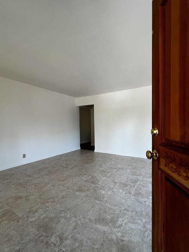 Photo - Charming 2 Bedroom, 2 Bathroom Home in Napa