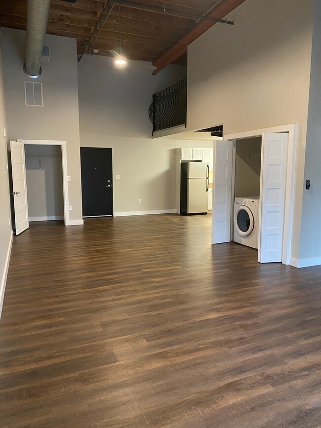 Building Photo - 108 Adams St Rental