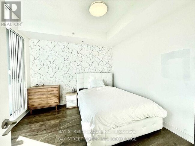 Photo - 199 Richmond St W Unit 1605