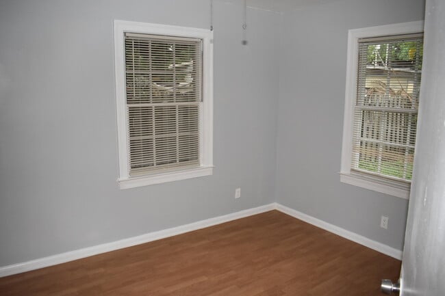 Photo - 940 Bignonia Rd