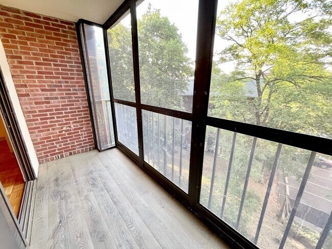 Photo - 1580 Massachusetts Ave Unit 5G