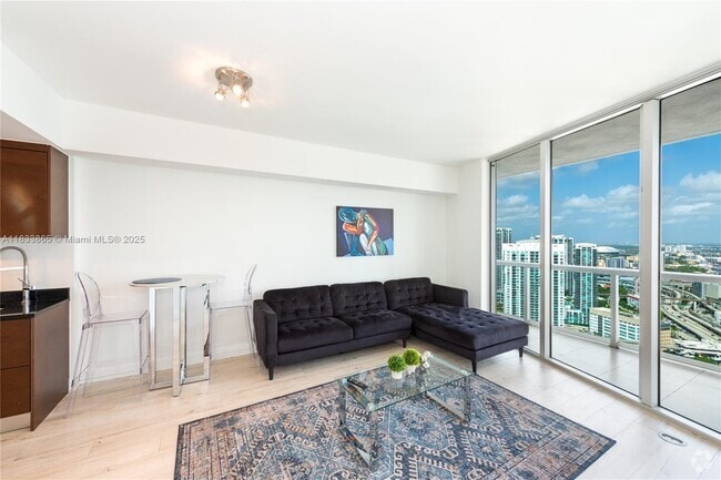 Building Photo - 465 Brickell Ave Unit 4304 Rental