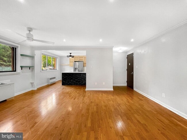 Photo - 2725 39th St NW Unit 2O9