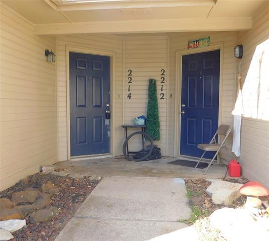 2214 Bernard St