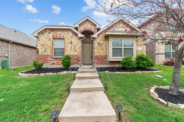 Building Photo - 9005 Holliday Ln