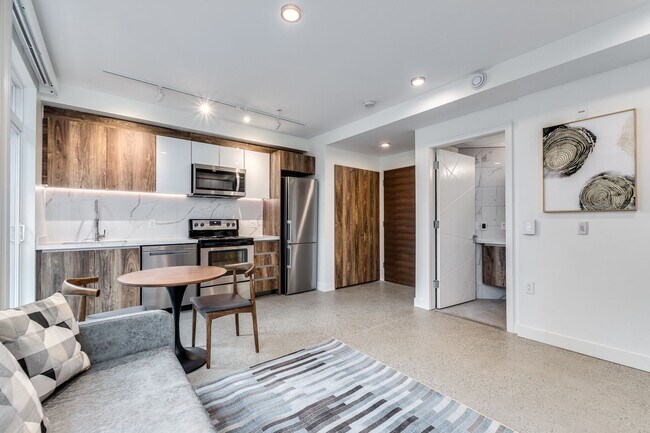 Photo - 1170 Barclay St Unit 103