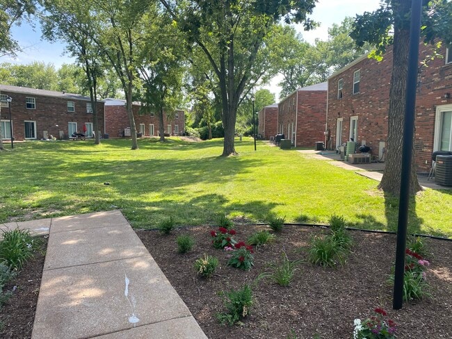 Oakmont Townhomes