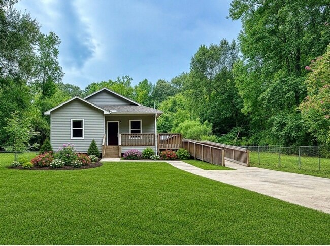 Photo - 786-788 County Rd 6763
