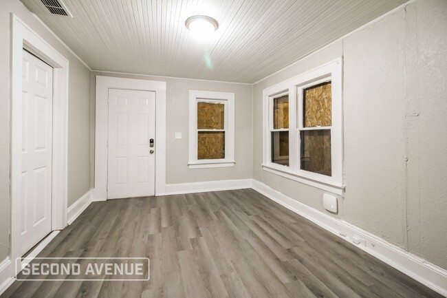 Photo - 1522 W 22nd St