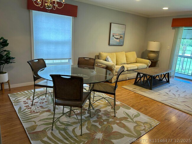 18430 SE Wood Haven Ln Unit H