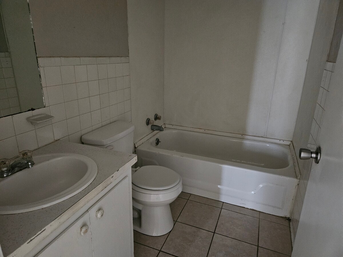 Photo - 607 Faith Cir