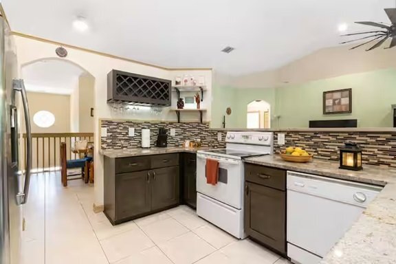 Photo - 16055 Sims Rd