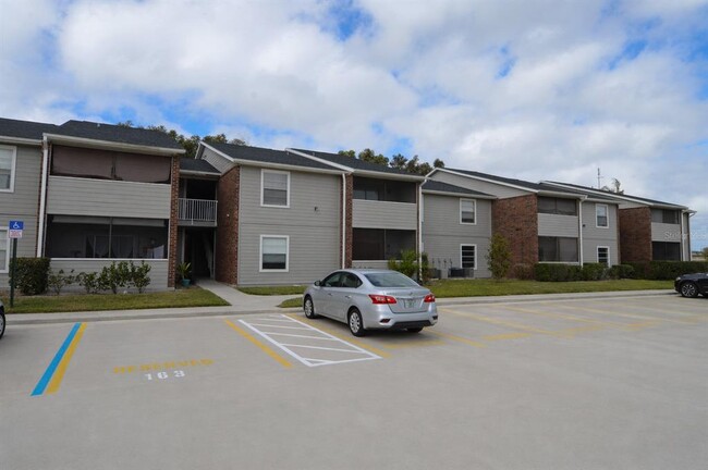 Photo - 1400 Gandy Blvd N Unit 207