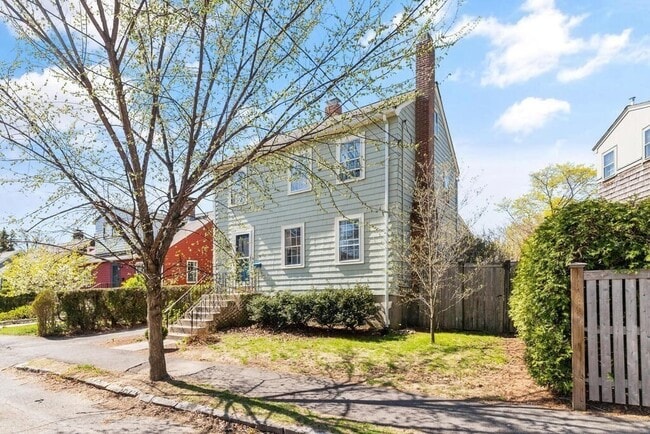 Building Photo - 7 Marrigan St Unit 1