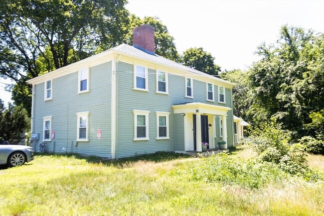 Building Photo - 330 Walpole St Unit 1
