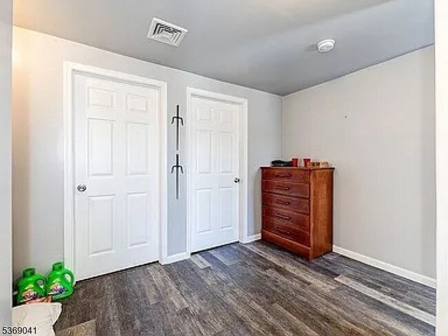 Photo - 511 S Main St