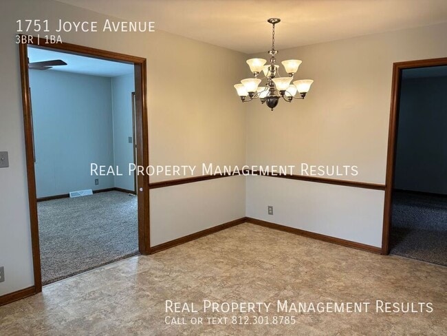 Photo - 1751 Joyce Ave