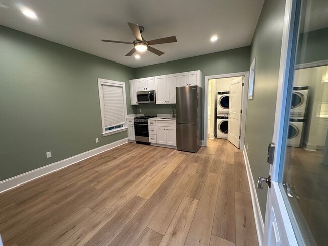 Photo - Cozy Studio in Heart of Port Royal Available